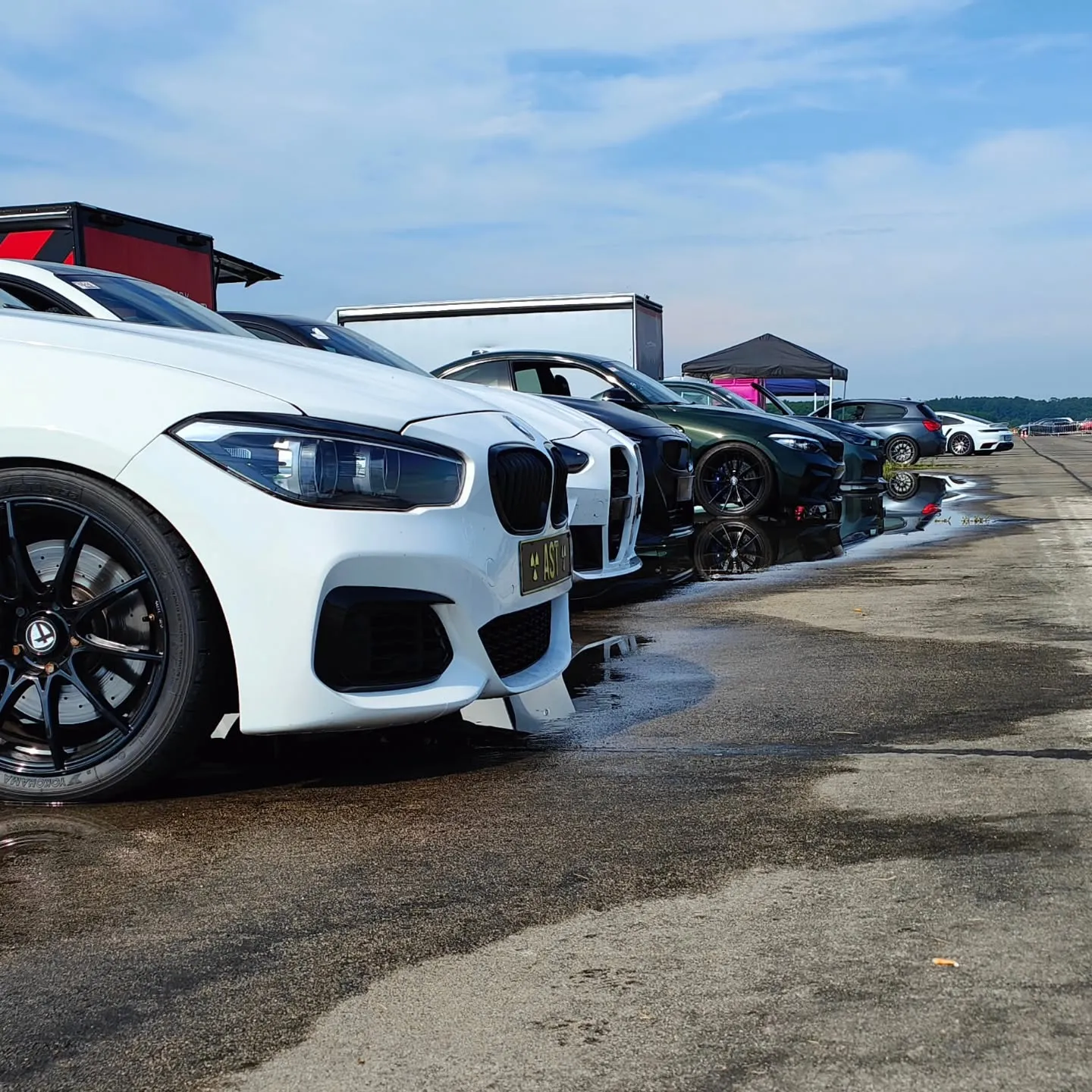 BMW from the front three-quarter angle at a tuning event
